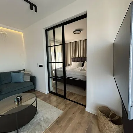 Moonlight And Sea Depth Lägenhet *