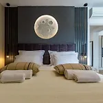 Apartment Moonlight And Sea Depth *