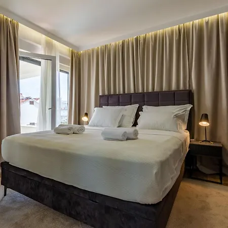 Апартаменти Moonlight And Sea Depth