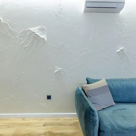 Апартаменти Moonlight And Sea Depth *