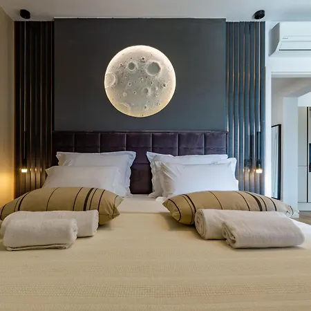 아파트 Moonlight And Sea Depth *