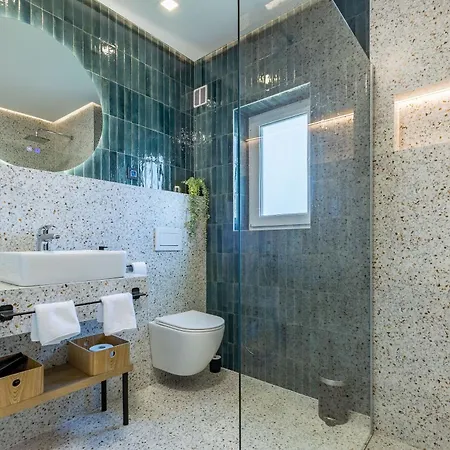 Апартаменти Moonlight And Sea Depth Задар