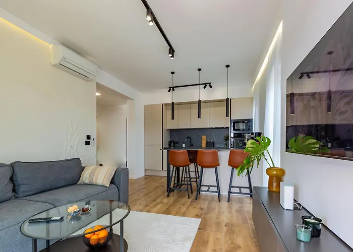 Apartment Moonlight And Sea Depth Zadar