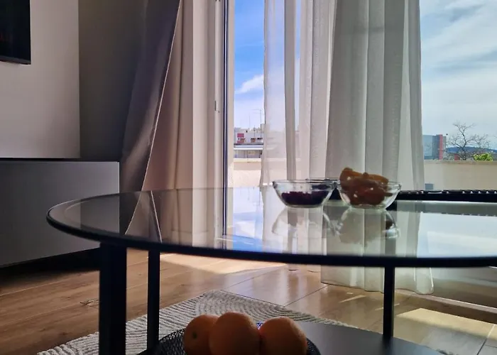 Moonlight And Sea Depth Apartment