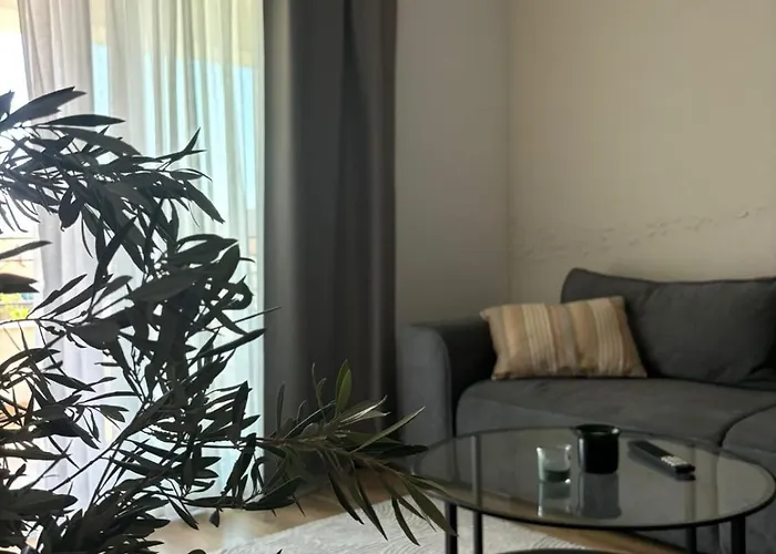 Moonlight And Sea Depth Apartment