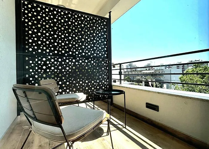 Apartment Moonlight And Sea Depth *