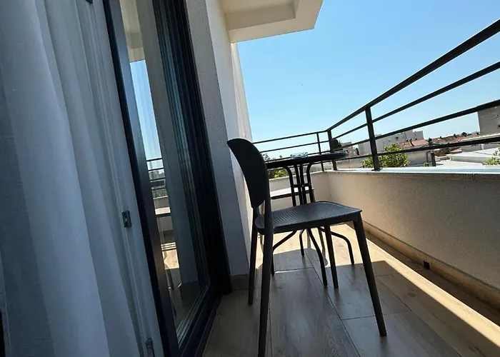 Moonlight And Sea Depth Apartment *