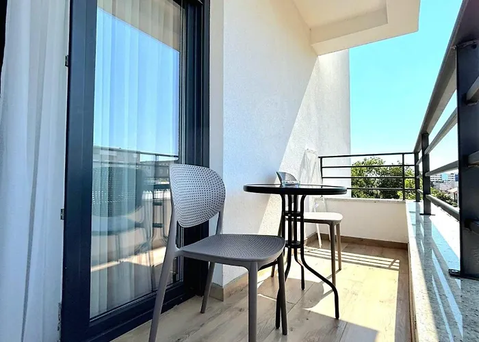 Apartment Moonlight And Sea Depth *